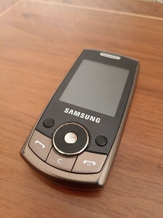Продам Samsung J 700