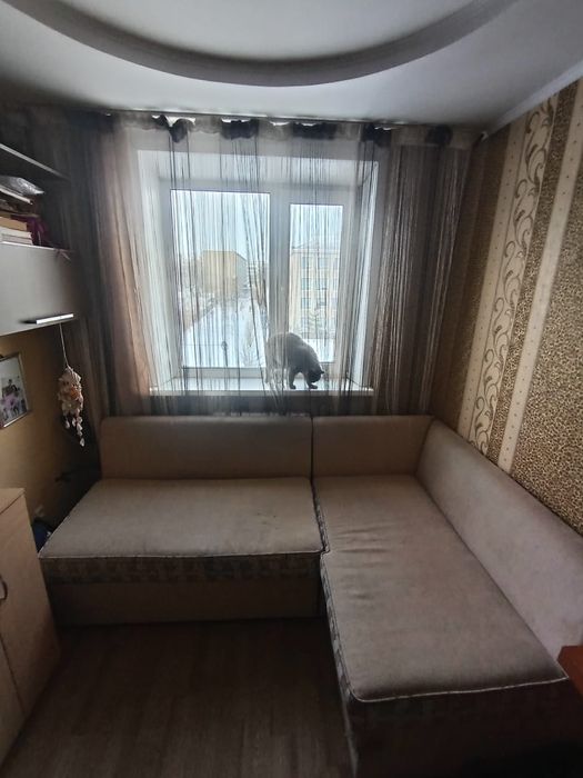 Диван б/у. Цена 5000т.