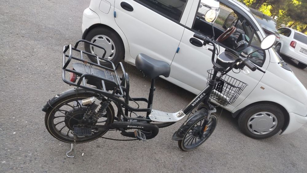 Skuter sotiladi akkumlayoti bor srochno sotiladi
