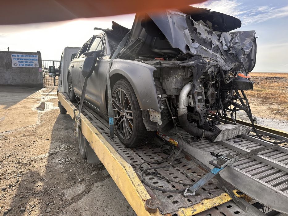 Dezmembrez audi a 8 2010 3.0 quattro