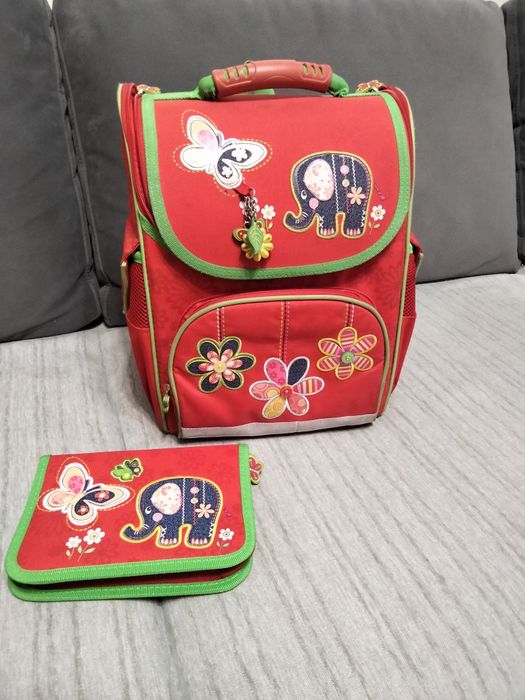 Продам школьный рюкзак б/у