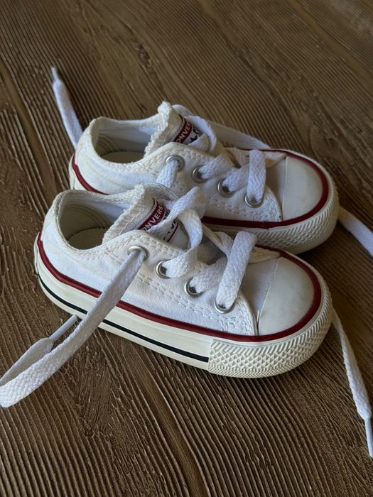 бебешки обувки Converse