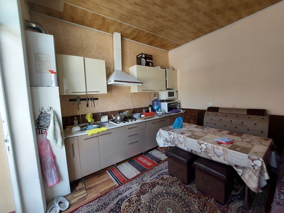 Продаётся дом !!! Яшнбадский район ул Яангиобод. 4 соток 9 комнатная.