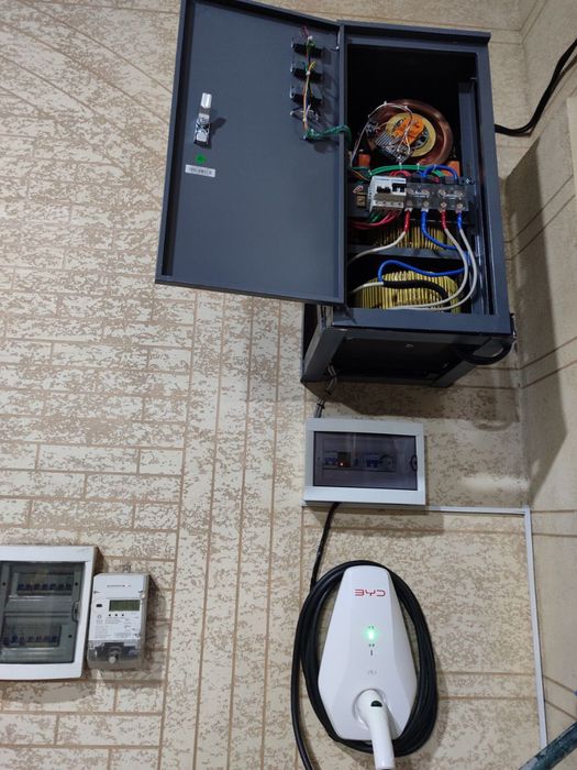 Стабилизатор напряжения