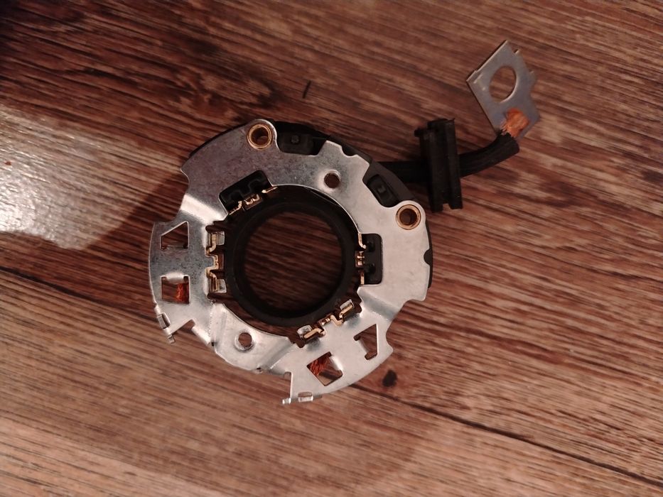 Щётка стартера BOSCH