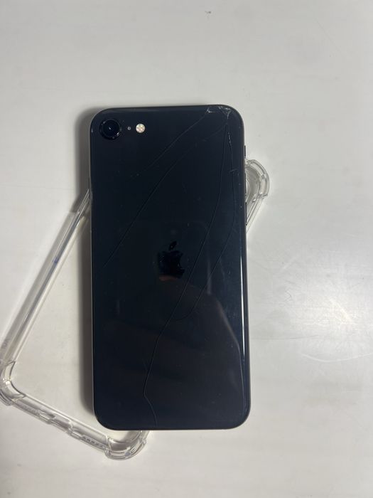 Продам или обмен айфон se