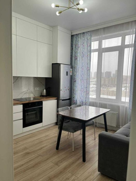 Суточно сдаю 1-комнатную квартиру на улице Туран возле Анвара