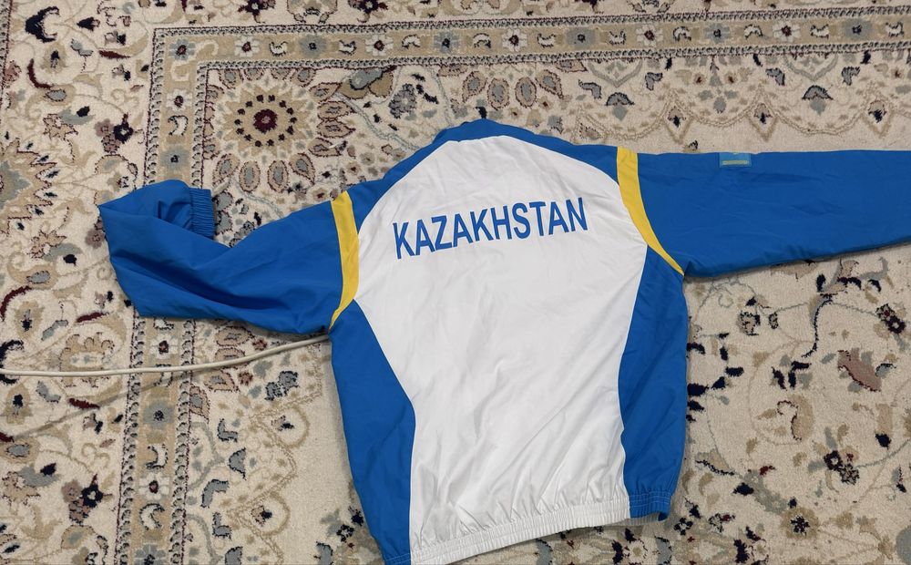 Спортивка сборной Казахстана