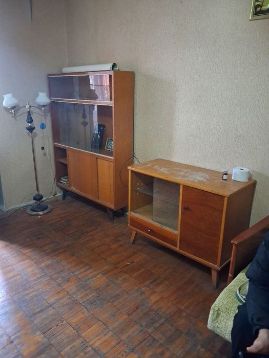 Ishkaf kravat trimo divan