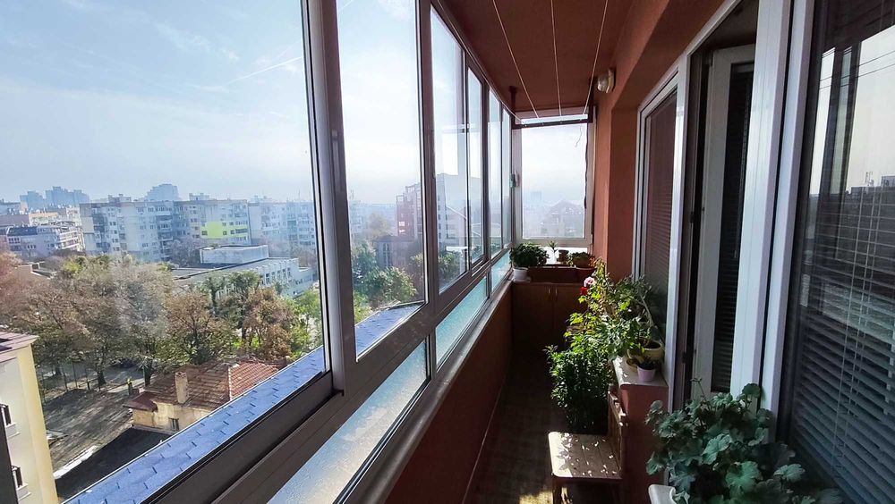 Дава се под наем Двустаен апартамент в Варна, Окръжна болница - 50 кв.м за 418.71 € - Снимка #1