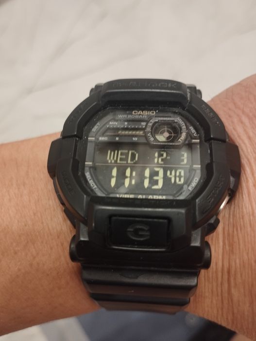 Продам часы G-shock