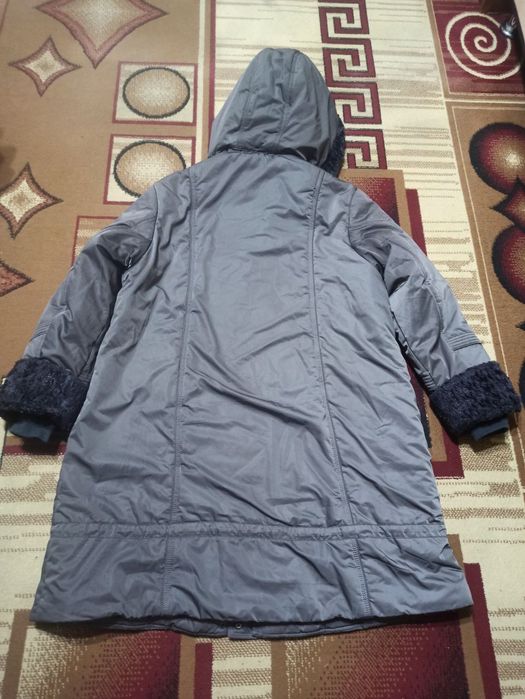 Теплая женская куртка