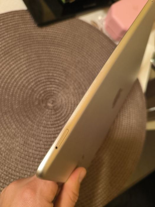 iPad Air 3rd gen , cu Sim