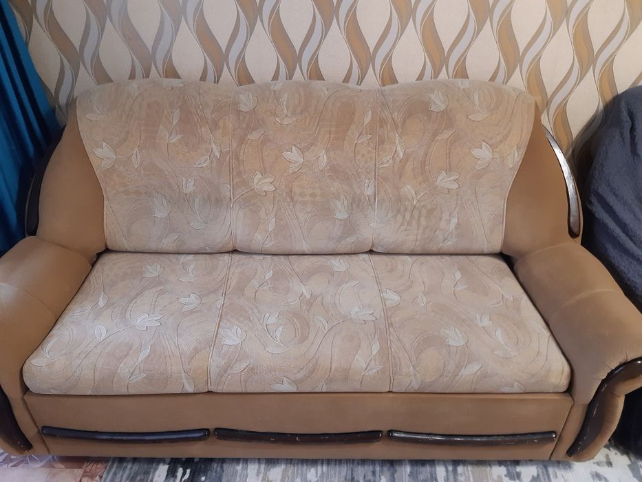 Продаем диван 3,2,1