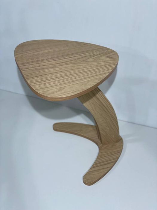 Столик  журнальный , прикроватный, кофейный для дивана