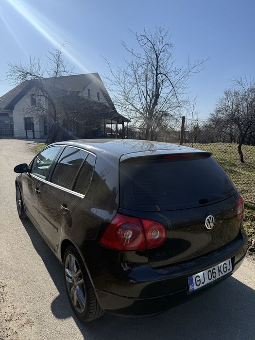 Vând Golf 5 2.0 BKD