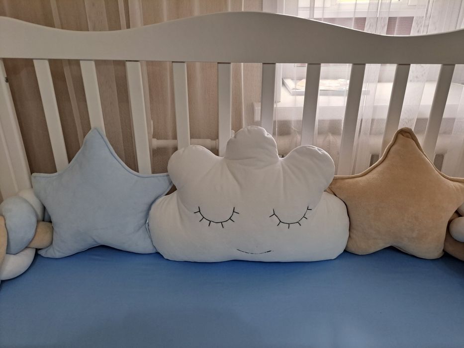 Продаю бортики для кроватки