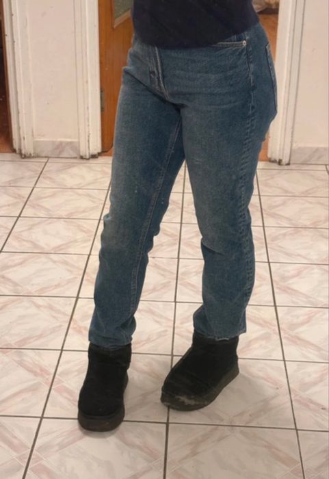 Blugi cu talie inalta