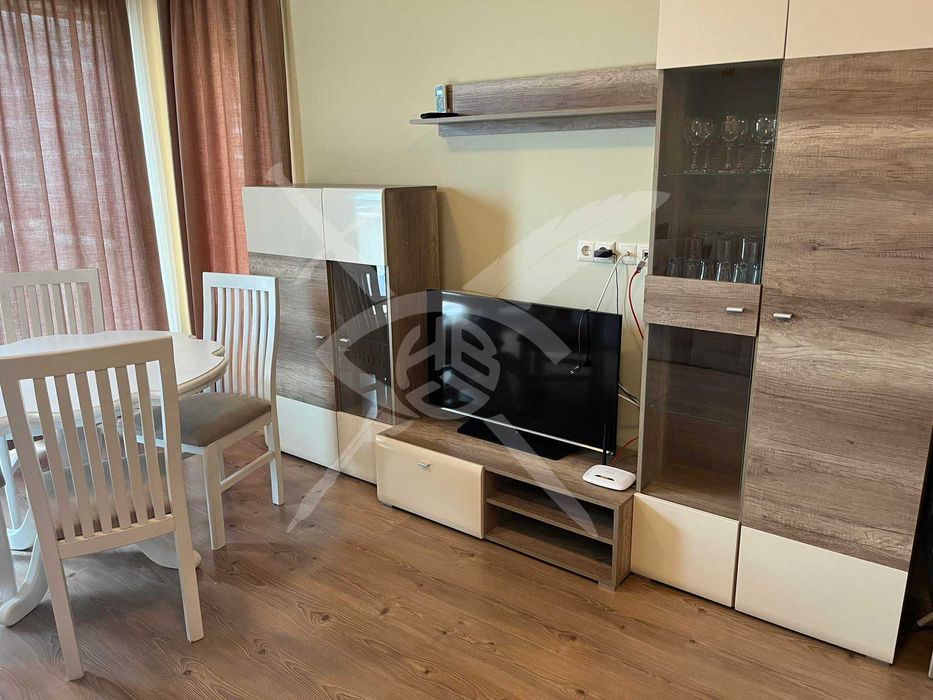 Дава се под наем Двустаен апартамент в к.к. Златни пясъци - 63 кв.м за 2880 € - Снимка #2