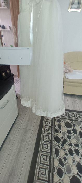 Vand rochie mireasa