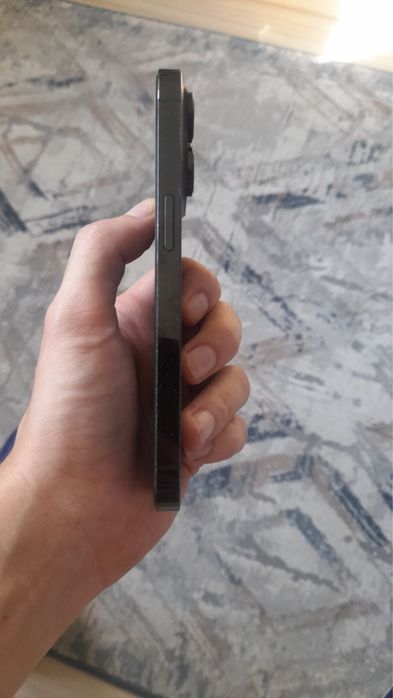 Продаю Iphone 14 Pro 256
