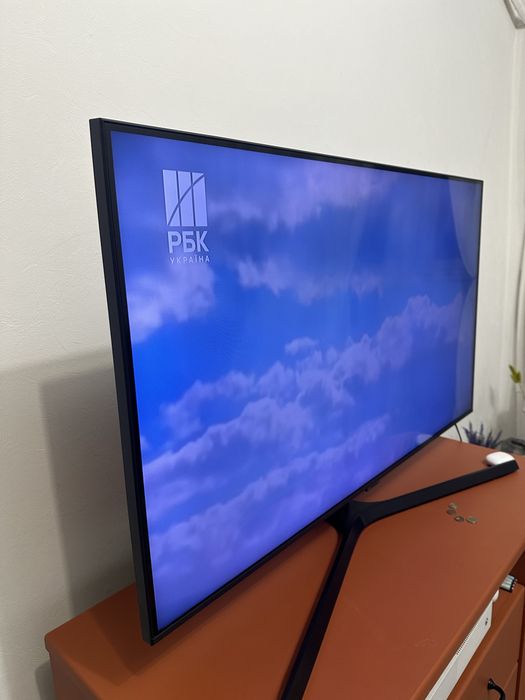 Телевизор samsung