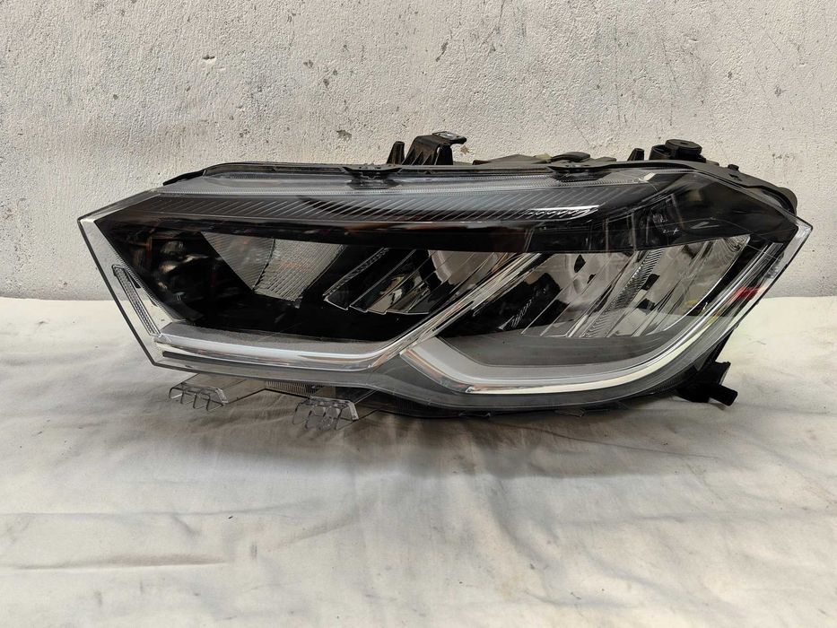 Оригинални  фарове Ляв Десен  Vw Polo 2G Full Led 2022