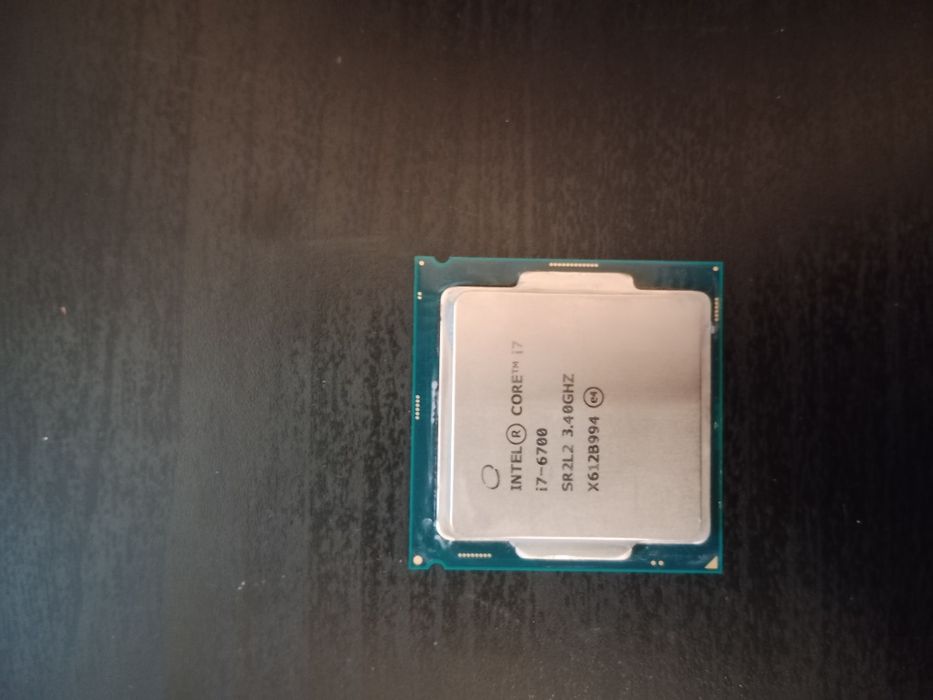 продаю процессор intel i7 6700