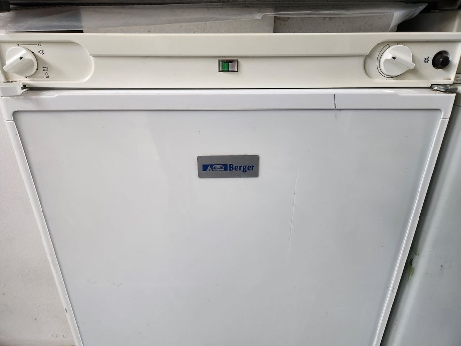 Хладилник  Electrolux 220/ 12 газ
