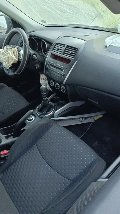 Митсубиши асх 1.8 дид на части