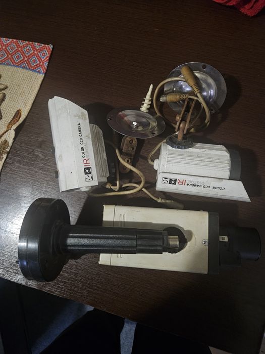 Видеокамеры продаю