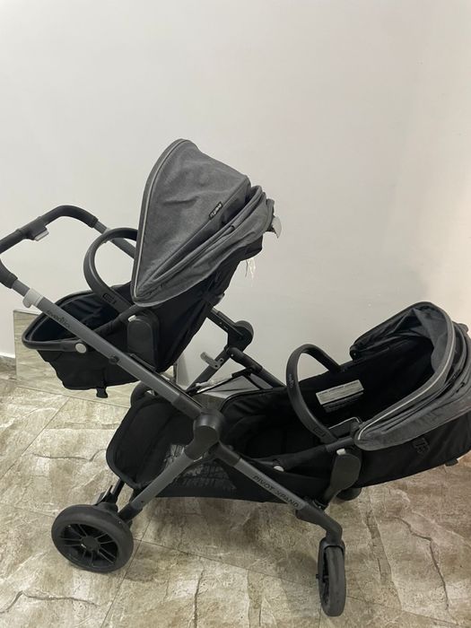 Коляска Evenflo Pivot с двумя прогулочными блоками