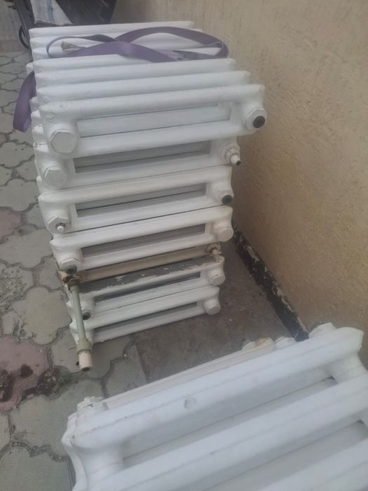 Продам б/у окны и батареи