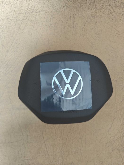 Продавам,чисто нов,оригинален airbag за волан VW-Фолксваген
