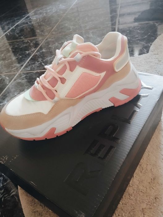 Сникърс ,маратонки