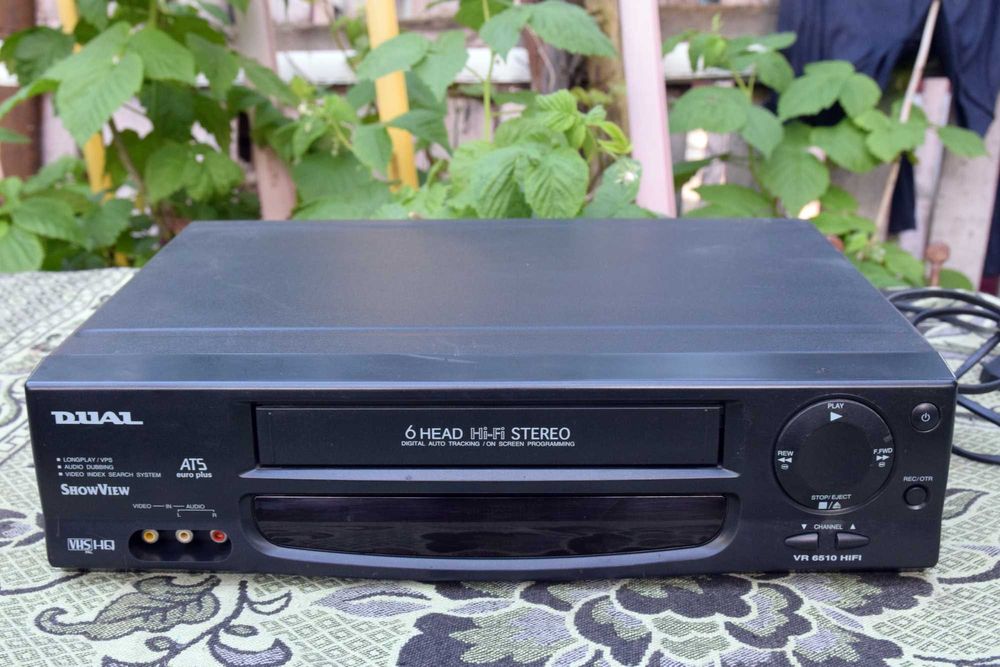 Video  recorder DUAL  , si PANASONIC
