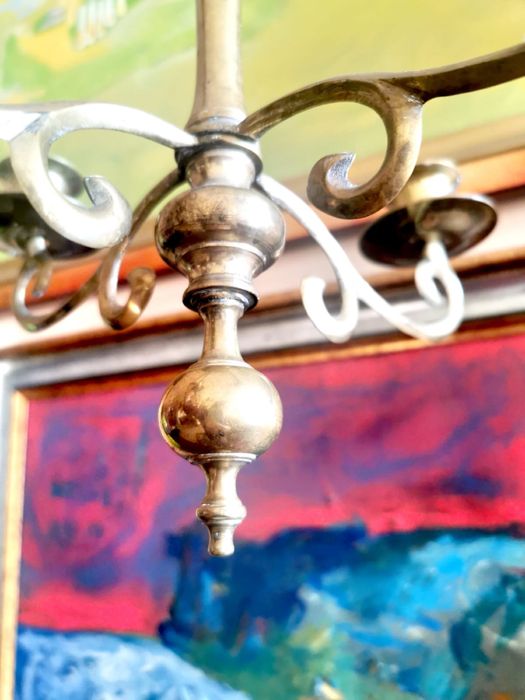 Антикварна масивна бронзова таванна лампа свещник подвижна лампа свещ