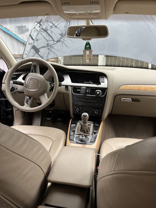 Se vinde Audi a4 b8 2.0 tdi