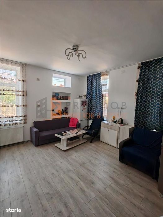 EXCLUSIVITATE! Casa spatioasa + teren in centrul Buzaului