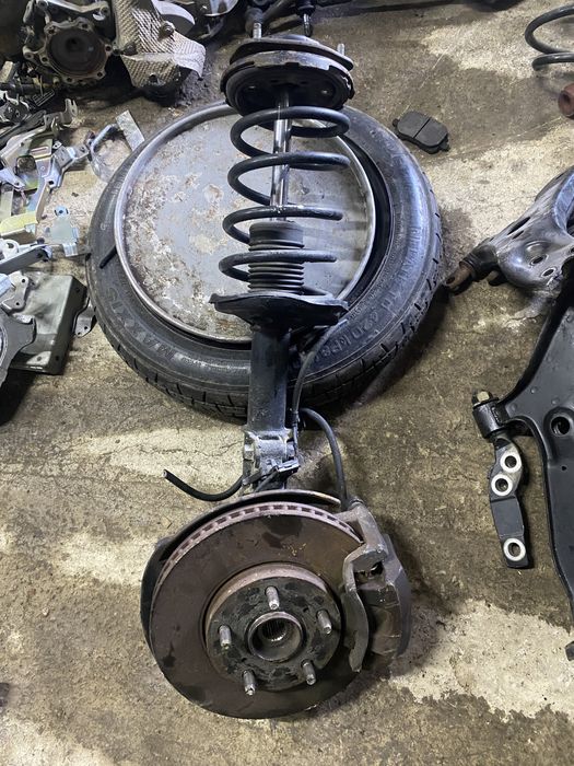 Стойки Тойота Калдина