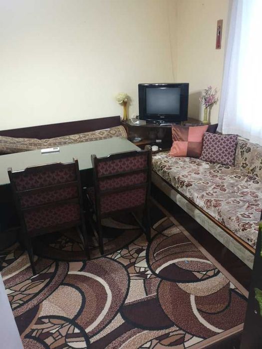 Дава се под наем Тристаен апартамент в Бургас, Възраждане - 85 кв.м за 255 € - Снимка #2