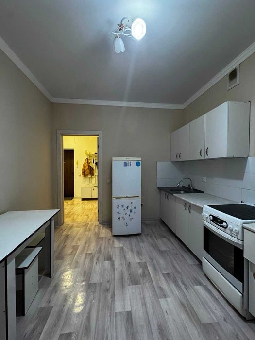 Продам 2х комн кв Батыс