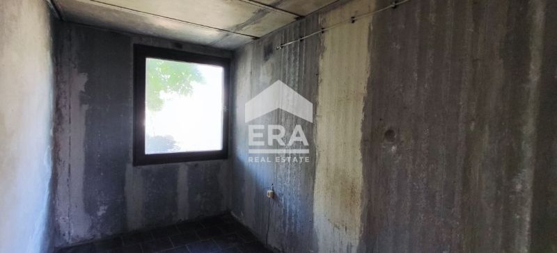 Продава се Промишлена сграда в Девня - 322 кв.м за 280 €/кв.м - Снимка #11