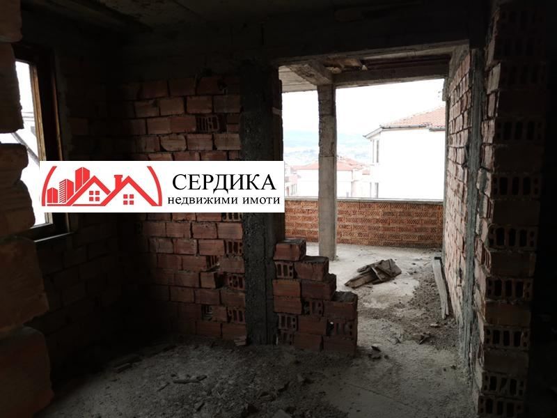 Продава се Многостаен апартамент в Благоевград, Освобождение - 166 кв.м за 482 €/кв.м - Снимка #8