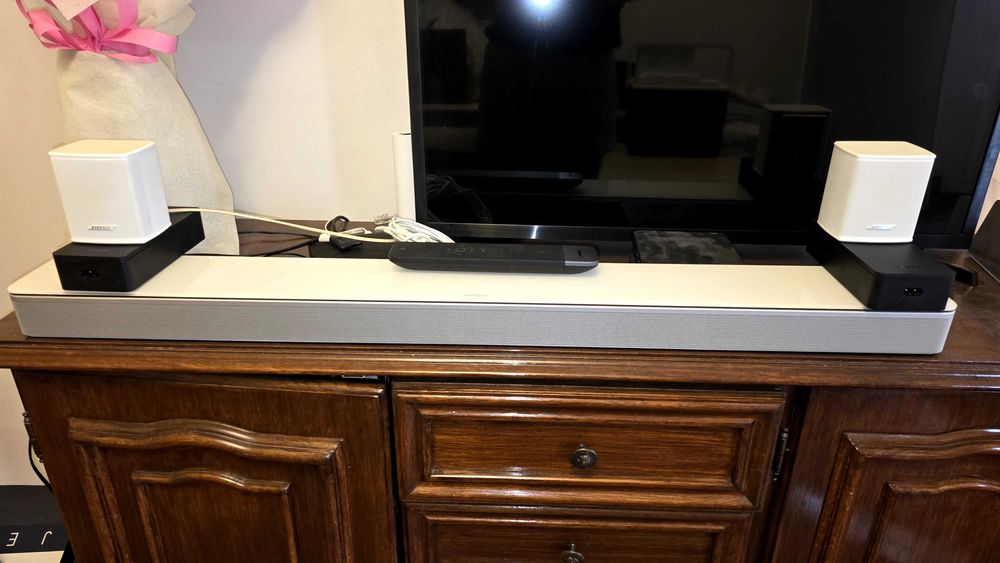 BOSE Smart soundbar 700+sur