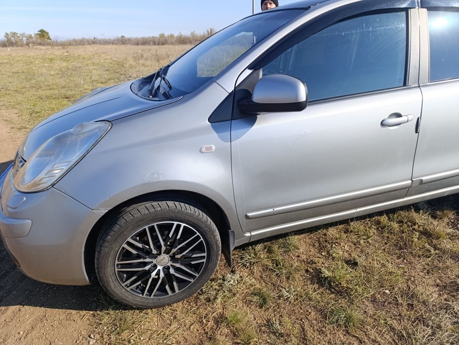 Nissan Note  комплектация  tekna