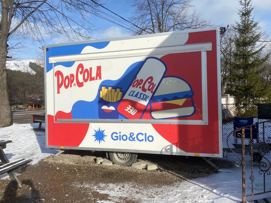 Rulota comerciala Fast Food / Food Truck de inchiriat