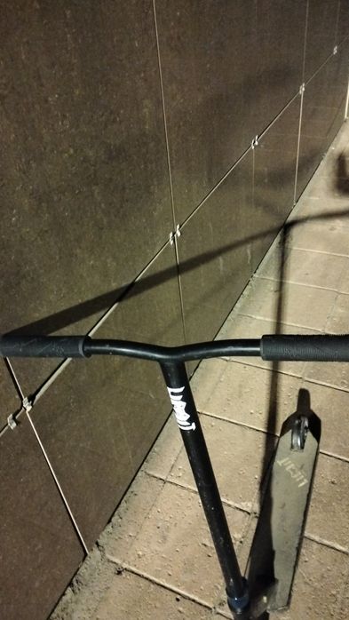 Продам самокат Limit 66