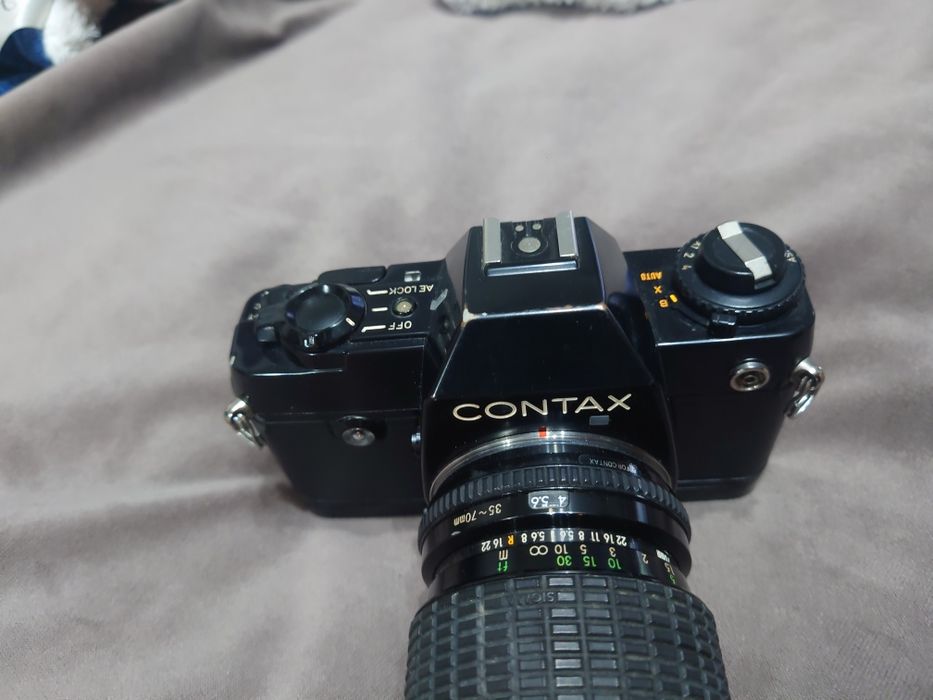 SLR Contax 137 MD Quartz cu obiectiv