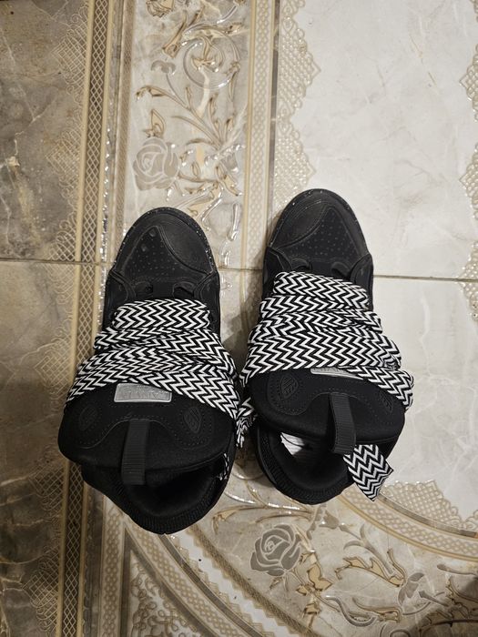 Lanvin curb продам